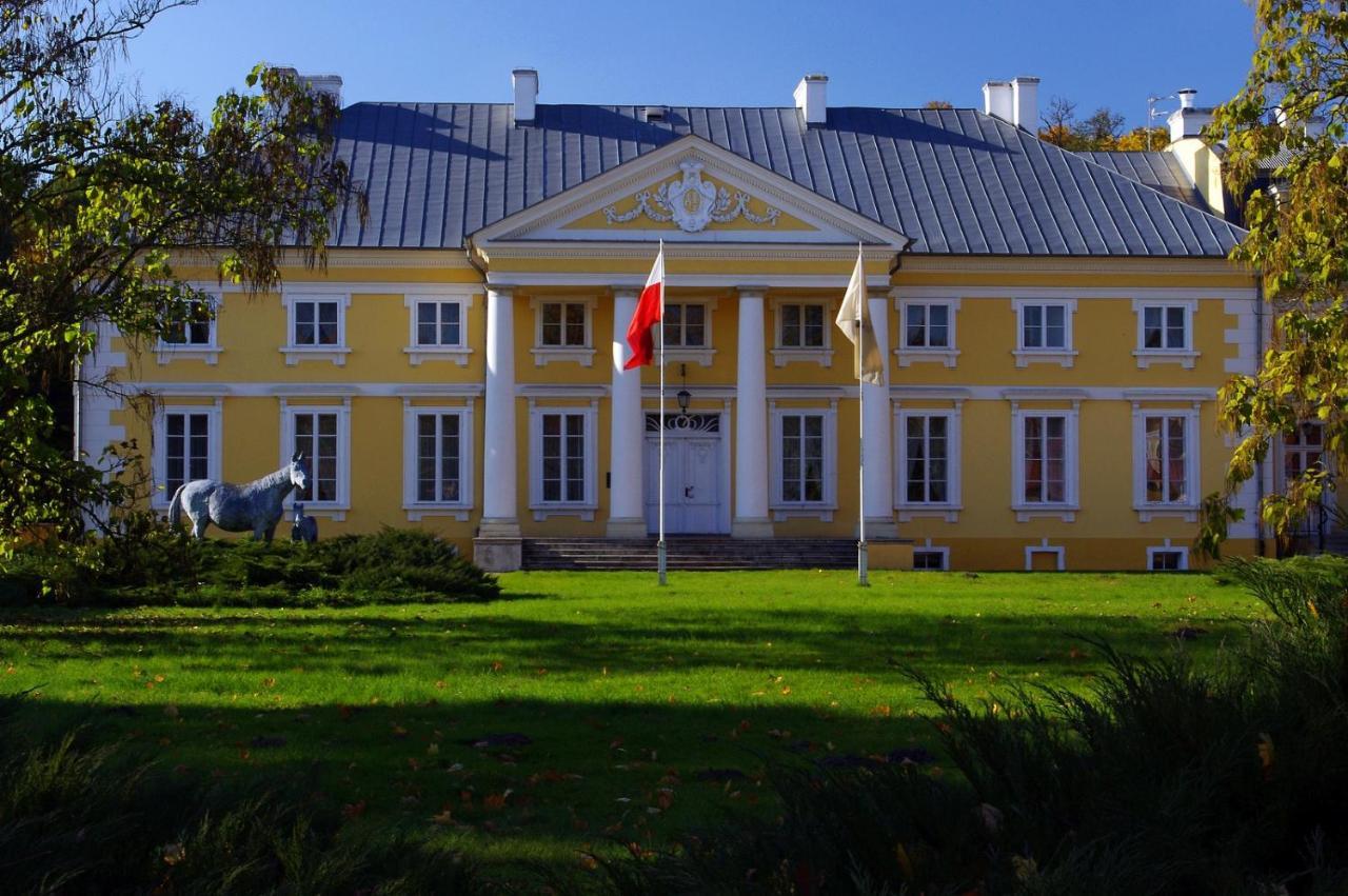 Palac Racot Kościan Exterior foto